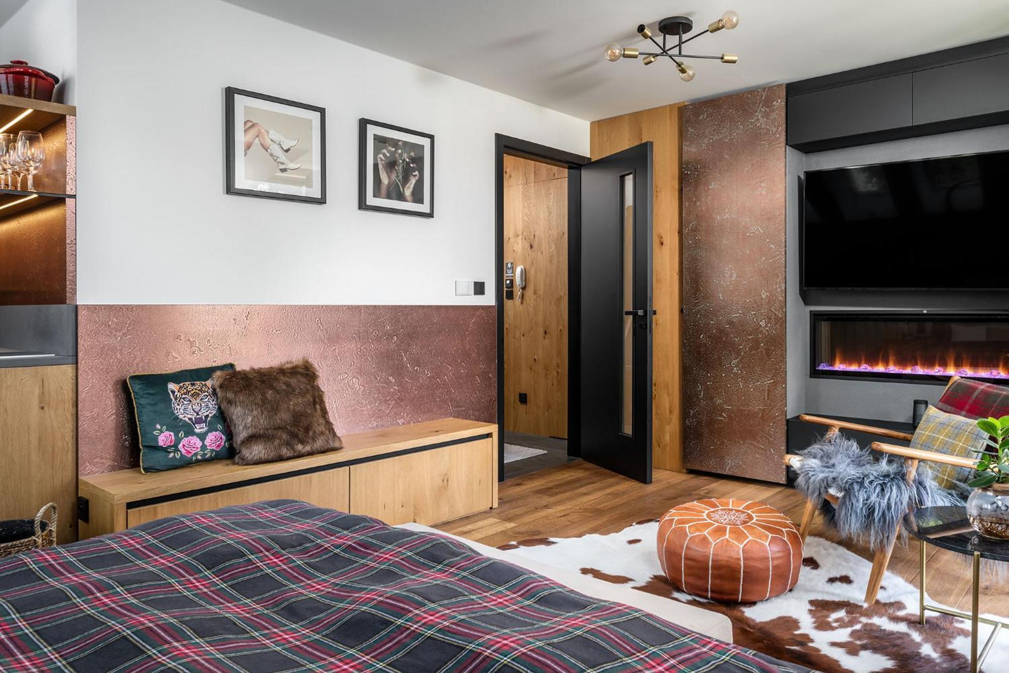 Peaceful, Cozy Designer Mountain Apartment *